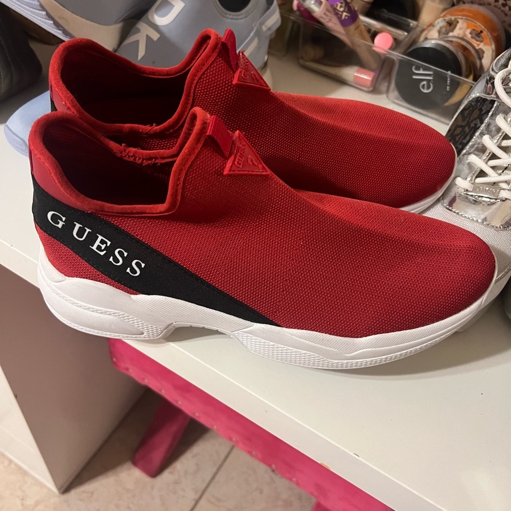 Guess women shoes